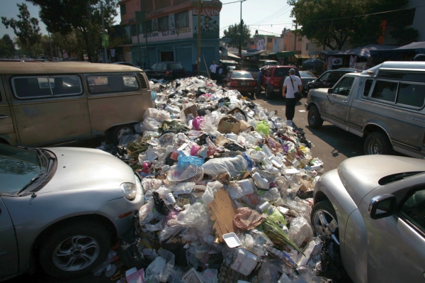 Mexico-Stad raakt zijn vuilnis niet meer kwijt