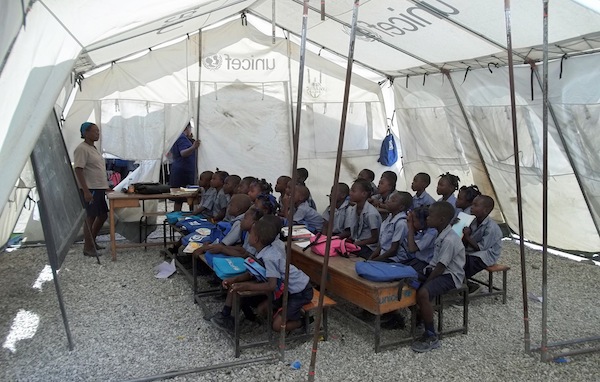 "Gratis onderwijs in Haïti is mislukking"