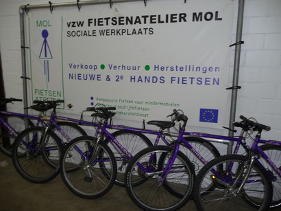 VelovsViol-fietsen worden in stelling gebracht