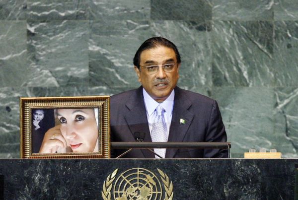 Pakistan: ‘De president is terug!’
