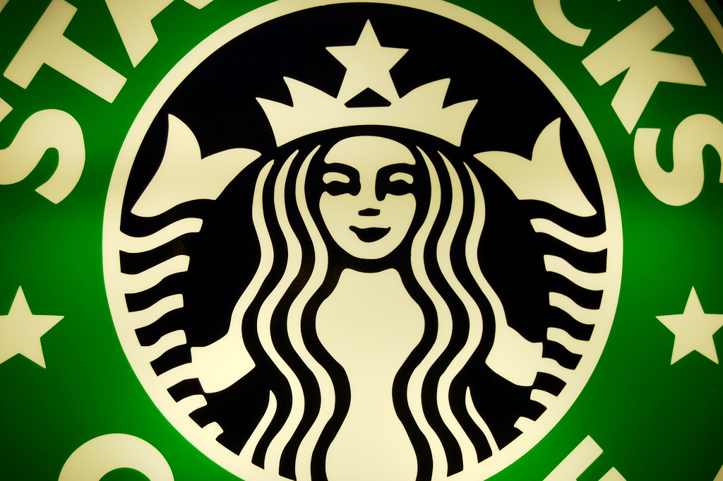 Starbucks investeert 10 miljoen in recycleerbare koffiebeker