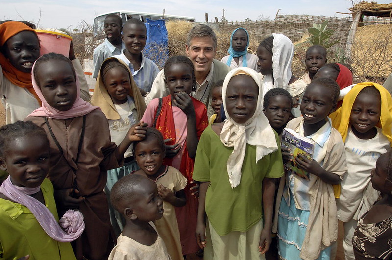 ‘Waar is Georges Clooney nu om de wreedheden in Soedan aan de kaak te stellen?’