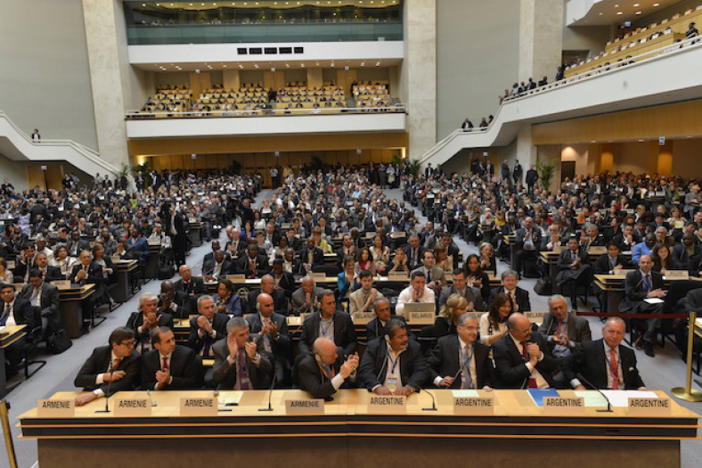 Het wereldparlement van de Arbeid vergadert in Genève
