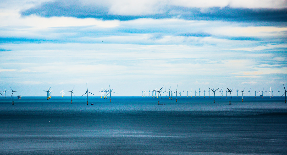 Denen bouwen grootste windmolenpark ter wereld in de Noordzee
