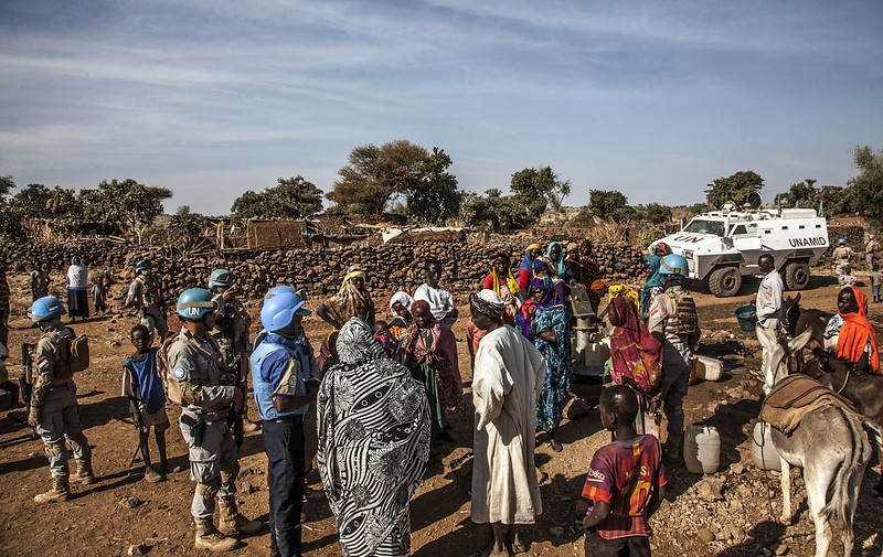 ‘Hoelang blijven we nog wegkijken van de wreedheden in Darfur?’