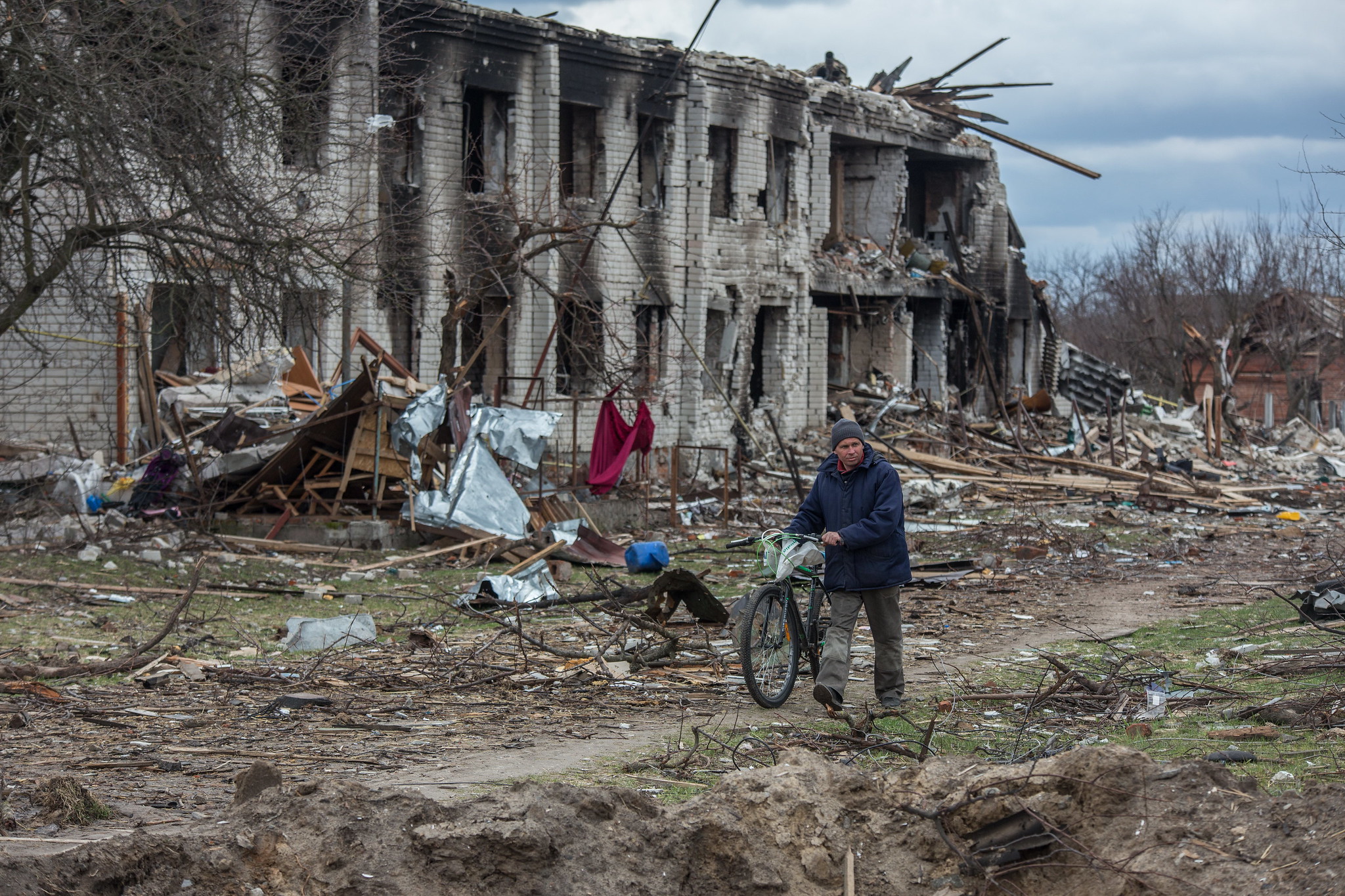 Belgische VUB-prof gaat in Oekraïne oorlogspuin recycleren