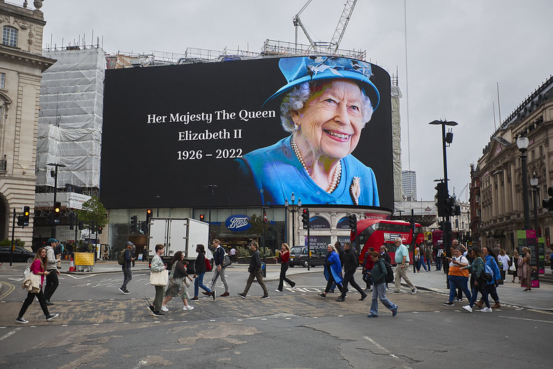 ‘Laat de monarchie samen met koningin Elizabeth sterven’