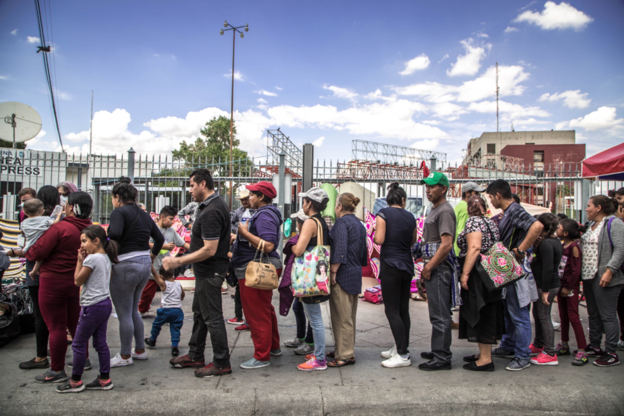 Trumps muur aan de grens met Mexico? Die staat er al