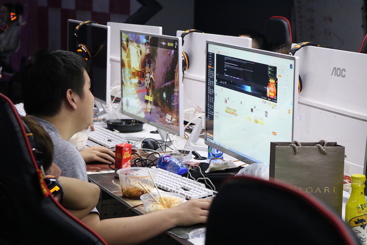 The great firewall: Chinese jongeren getuigen over internetcensuur