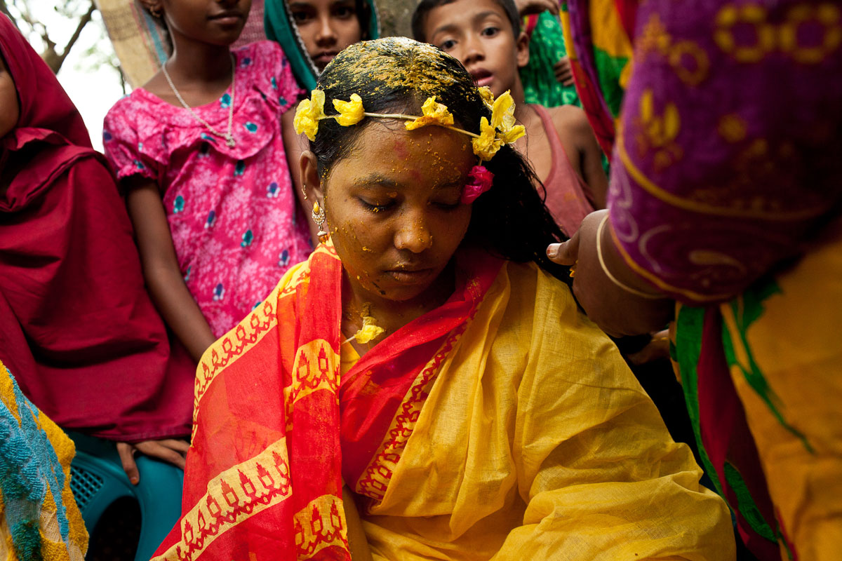  6 op 10 meisjes in Bangladesh trouwen voor hun 18de. En het land zet nog een stap achteruit.
