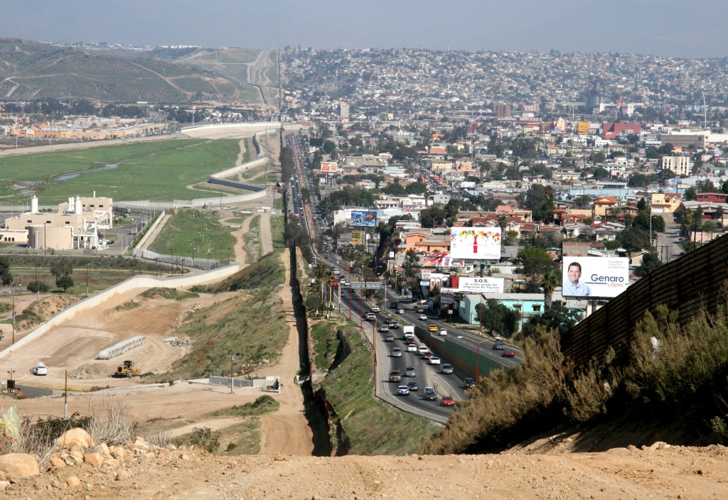 Migranten in Mexico makkelijk doelwit van criminelen, met dank aan de VS
