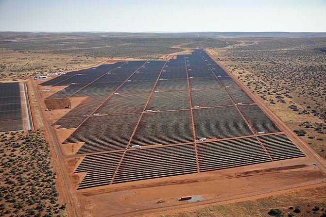 Grootste zonnecentrale in Afrika operationeel
