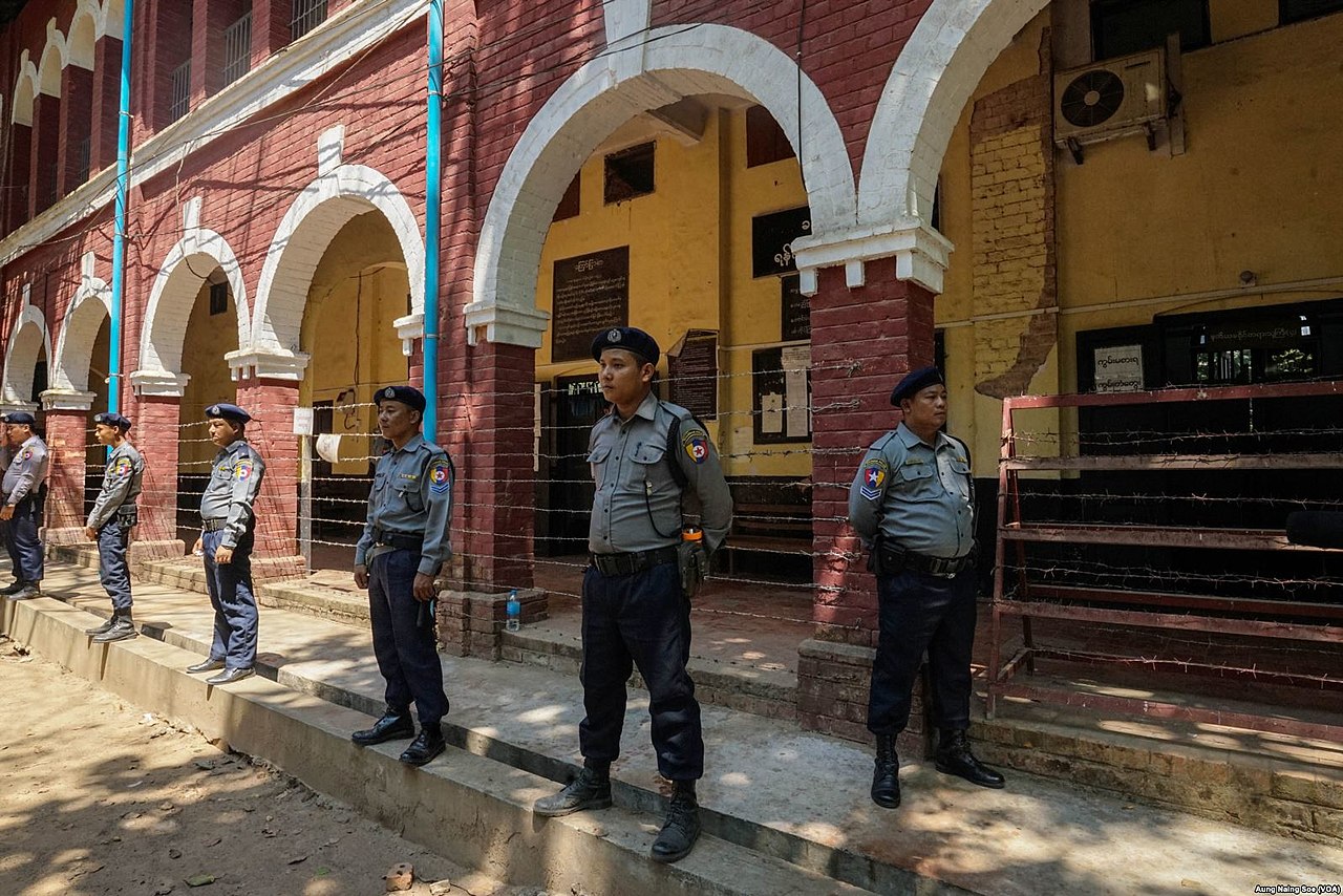 ‘Myanmar is terug op weg naar autoritarisme’