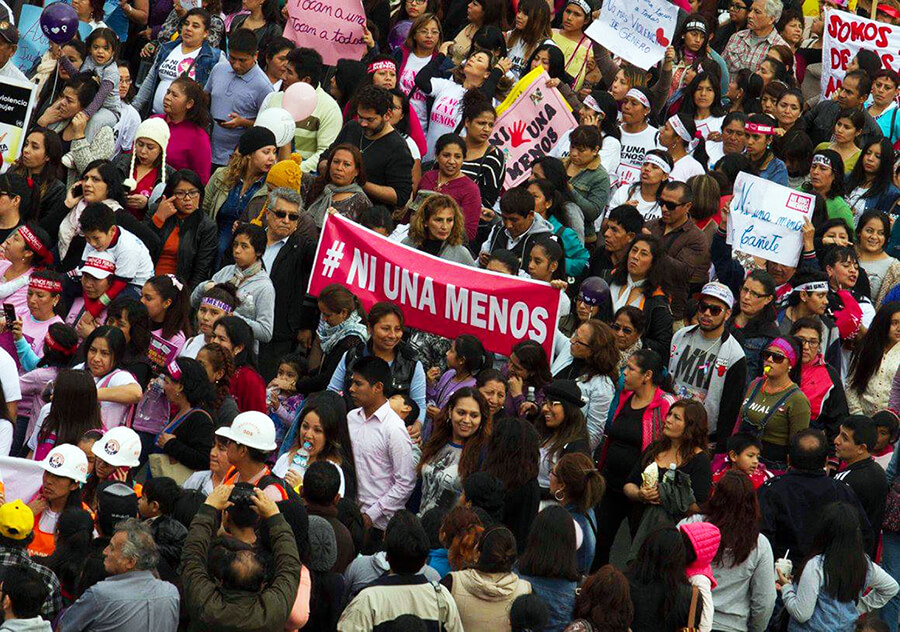 Peruvianen massaal op straat tegen hardnekkig vrouwengeweld