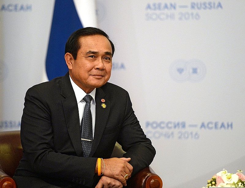 Thaise premier en coupleider geschorst, wat nu?