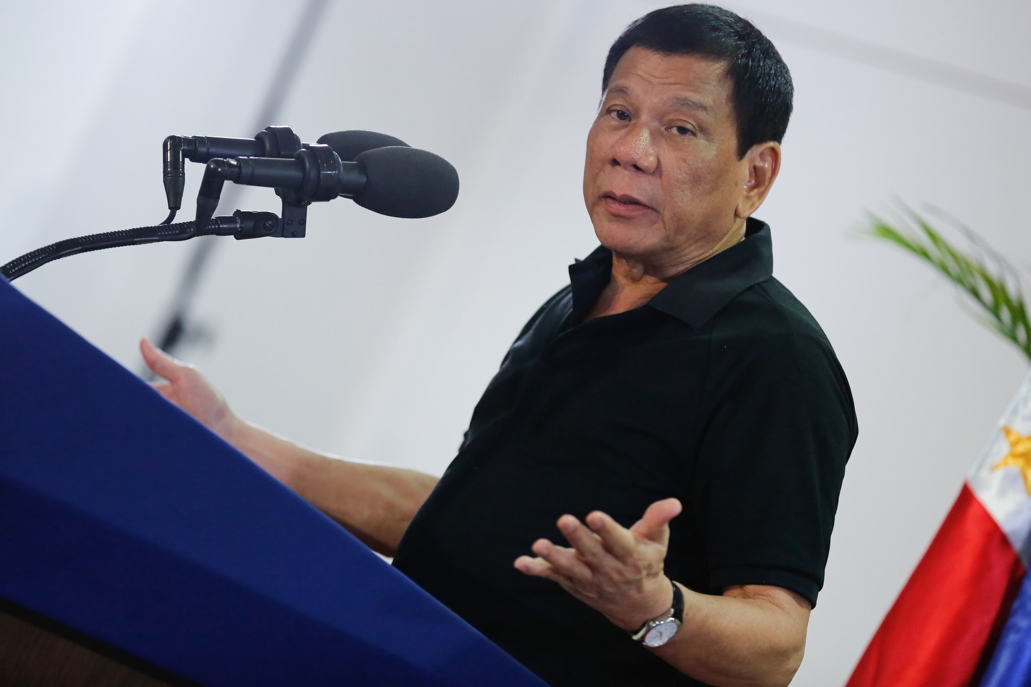 ‘Duterte voert oorlog tegen het Filipijnse volk. Daarom wil hij het middenveld uitschakelen’