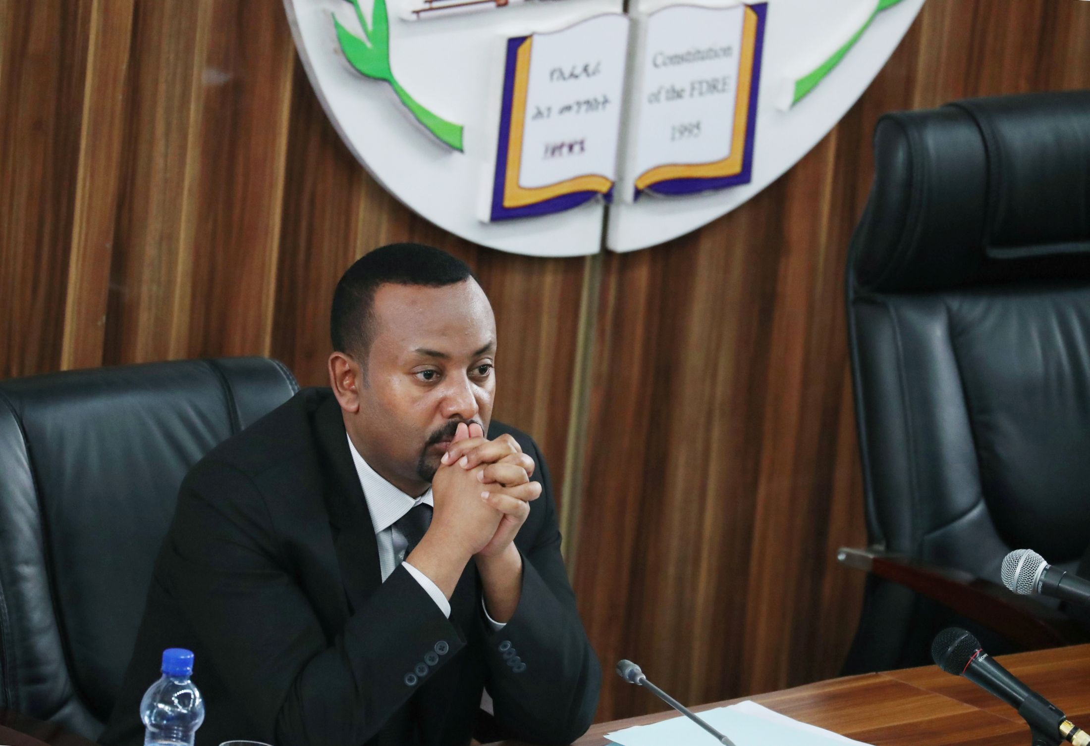 Tijdbom tikt onder de stoel van Ethiopische premier