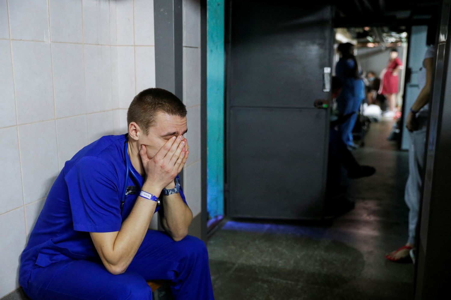 Stemmen uit Oekraïense schuilkelders: ‘Ons leven zal nooit meer hetzelfde zijn’