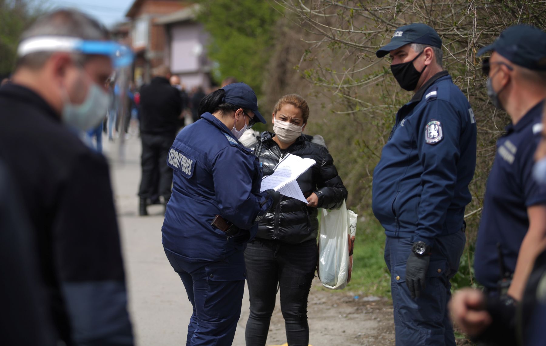 Waarom moeten Roma in Oost-Europa in lockdown en andere burgers niet?