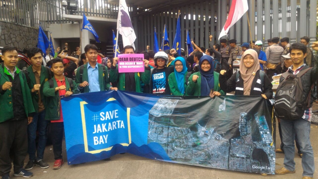 Jakarta zinkt: ‘Oplossing Nederlandse bedrijven catastrofaal voor lokale gemeenschappen’
