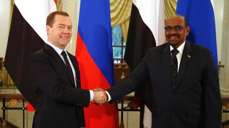 Buitenlandse steun houdt Al-Bashir aan de macht in Soedan