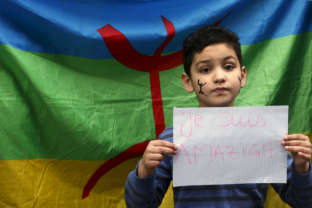 Marokkaanse Amazigh eisen gelijkwaardigheid in Rif en Atlas