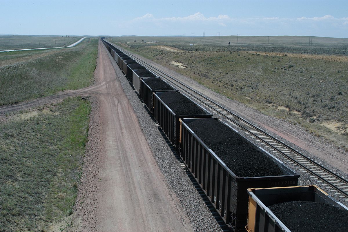 Steenkoolindustrie opent volop nieuwe mijnen en centrales