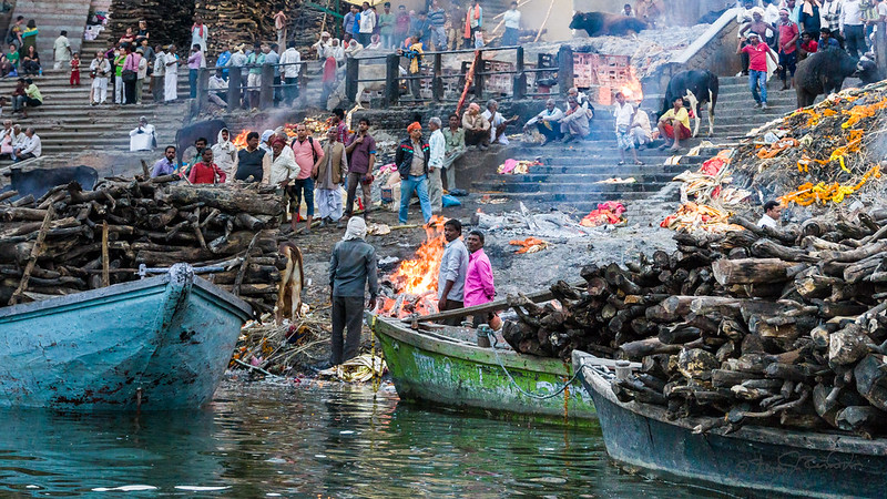 COVID-crematies, klimaatverandering en bosbranden: luchtvervuiling teistert Zuid-Azië