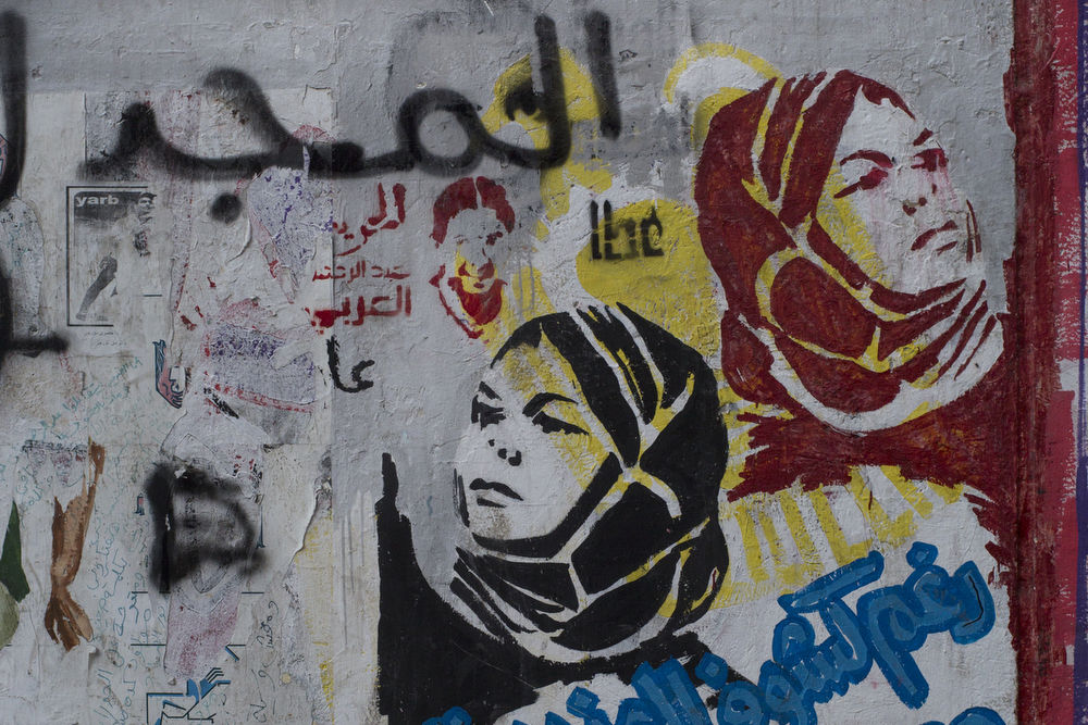 ‘Lipstick and Gas Masks’: vrouwen in tijden van verzet