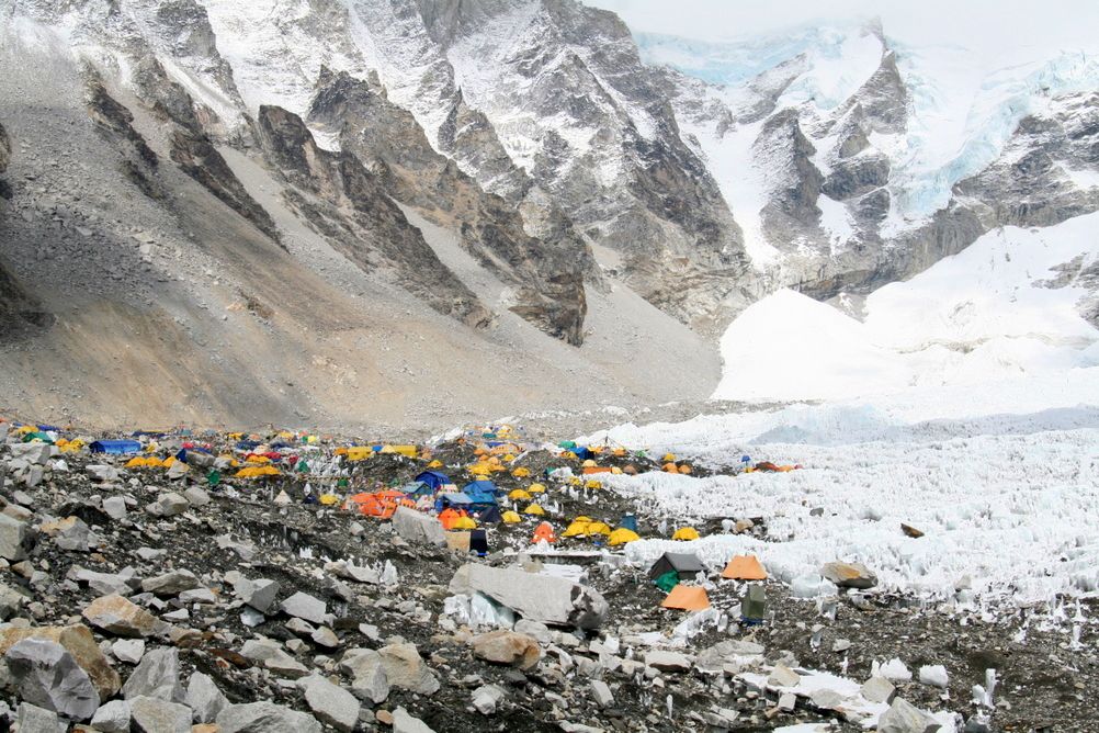 Na twee weken al 3000 kilogram afval verzameld op Everest