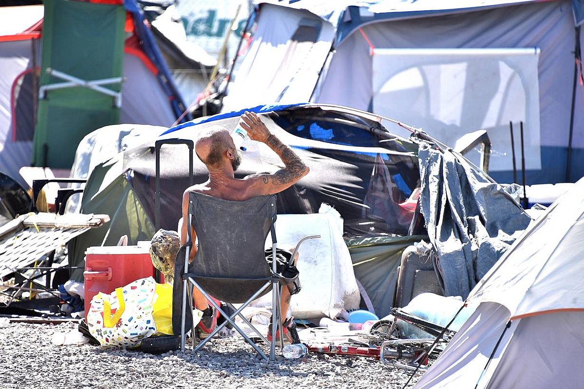 Amerikaanse steden verwijzen daklozen steeds vaker naar tentenkampen