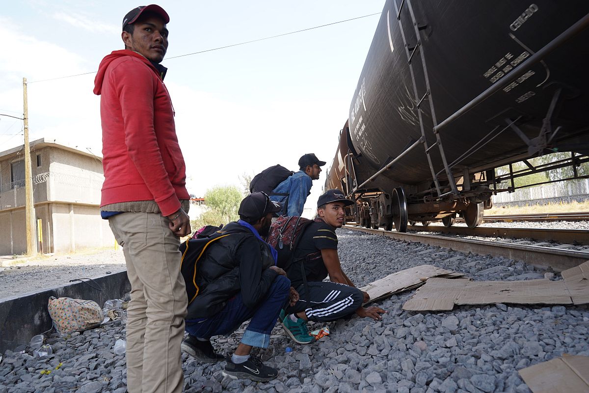 Ook Biden wil dat Mexico een muur vormt tegen migranten: ‘Kom niet’