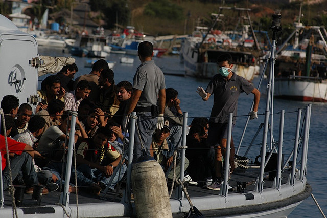 Eén jaar na Lampedusa: EU nog steeds op zoek naar krachtdadig beleid