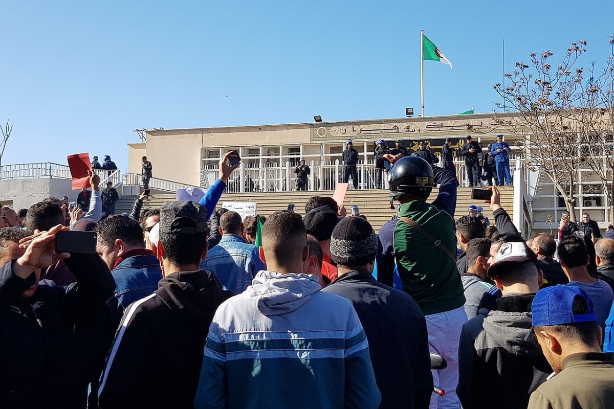 Silmiyya, silmiyya: vreedzaam protest in Algerije tegen Bouteflika