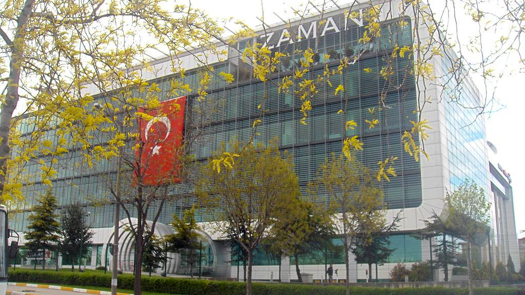 Turkije legt media aan de leiband