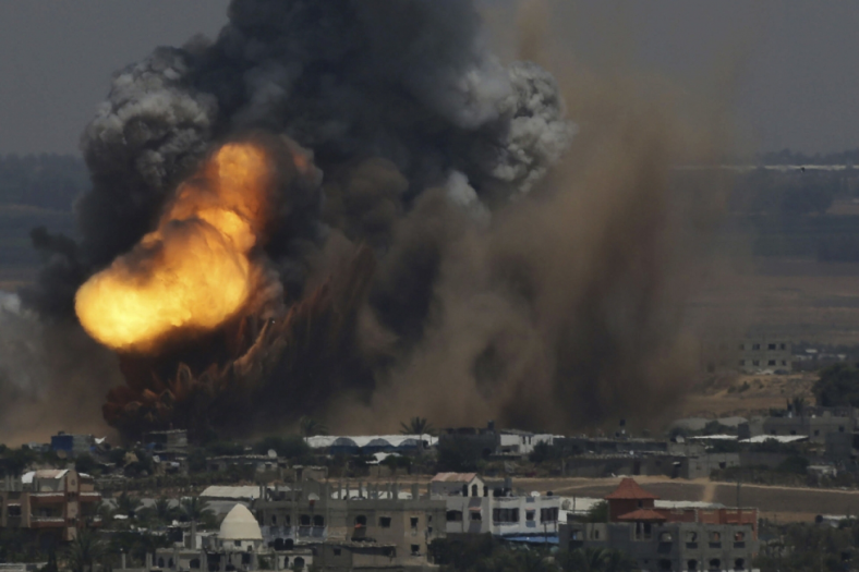  REUTERS/Ibraheem Abu Mustafa