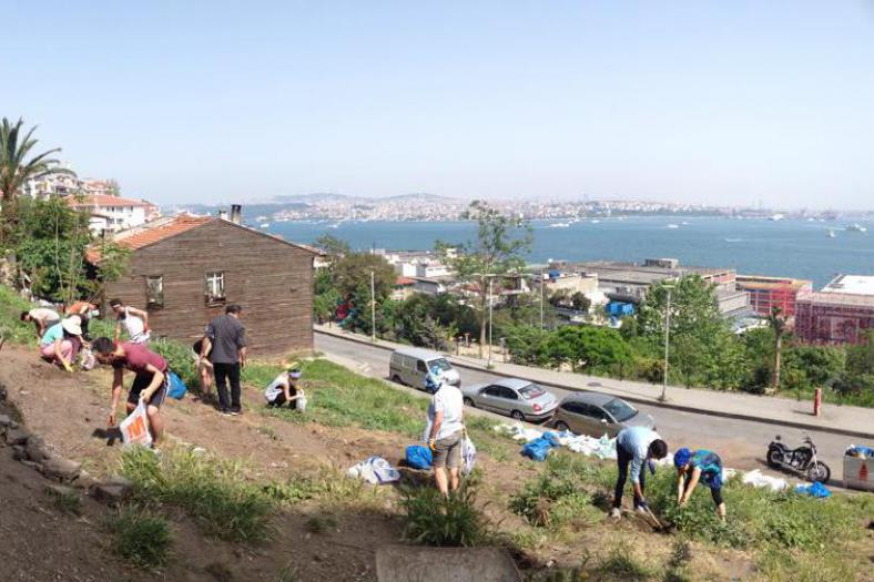 © Emre Kayalan