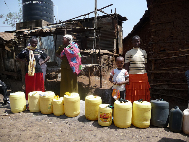 Nairobi en Windhoek pakken waterprobleem in sloppenwijken aan